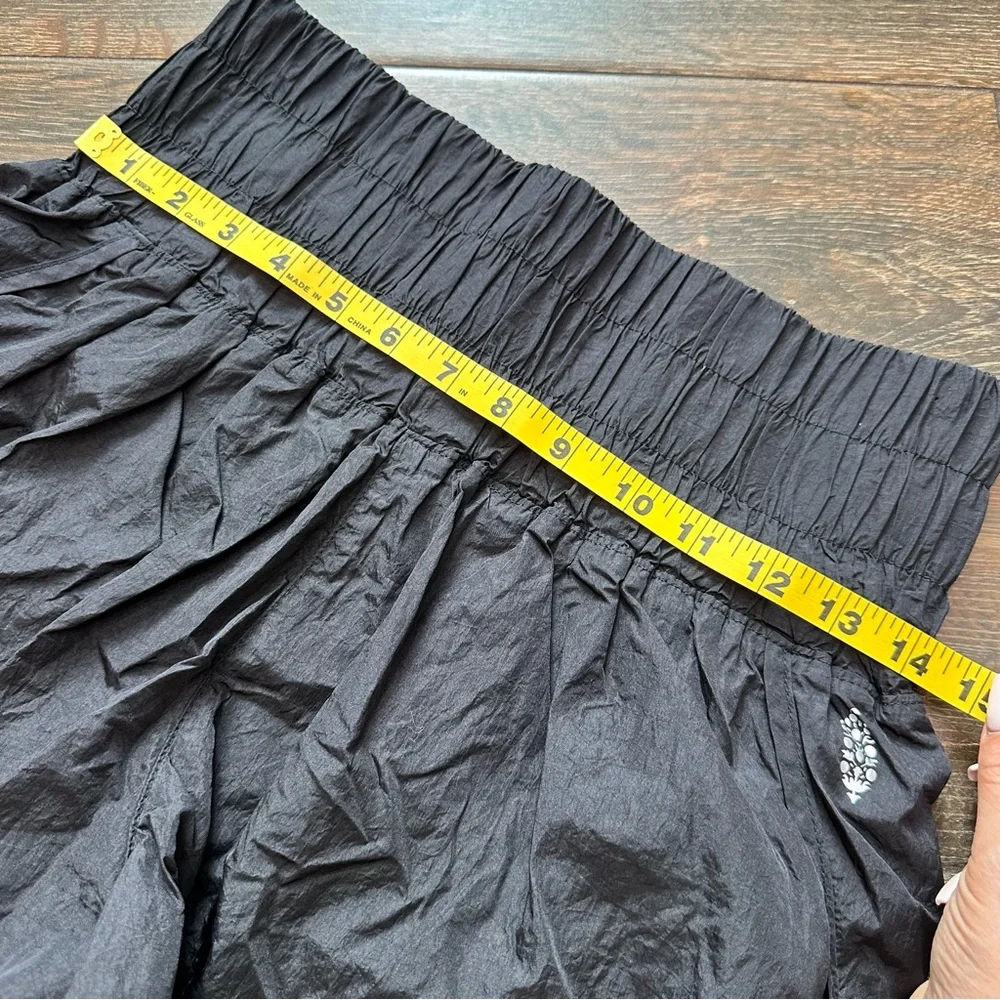 Free People Movement The Way Home High Waisted Lined Athletic Shorts in Black M - Picture 9 of 11